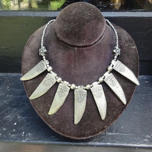VINTAGE TRIBAL NECKLACE-Vintage Ethnic Metal Necklace.