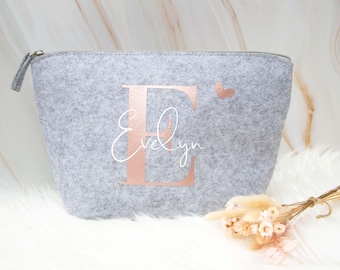 Cosmetic bag personalized with name and initial | Bag |Personalized cosmetic bag | Toiletry bag | Christmas present mom