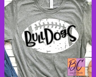 Bulldogs Grunge Distressed Football svg, jpg, png, clipart, grunge fotboll svg, sportfan, ordkonst, påstrykning, BCDSPurpleO, vinylöverföring