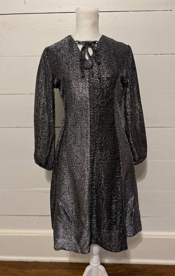 Vintage 60s Black and Silver LUREX sparkly mini dr