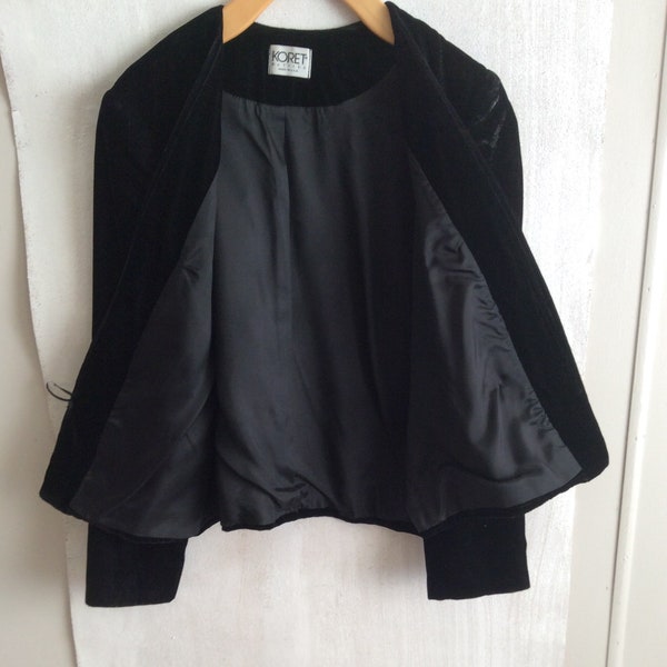 Black Velvet Evening Jacket w/Jewel Button by Koret 4P