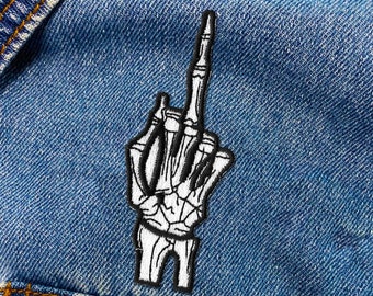 Patch F DESLIGADO | Aplique de remendo bordado com ferro de dedo médio | FRETE GRÁTIS