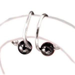 Silver Ear Cuff, Helix Ear Cuff, Cartilage Ear Cuff, Ear Cuff No Piercing, Beaded Ear Cuff, Customizable Ear Cuff, 7 Colors, Ear Curls, ECf7