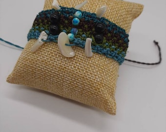 Macrame, tormalina, turquoise et bracelet en nacre