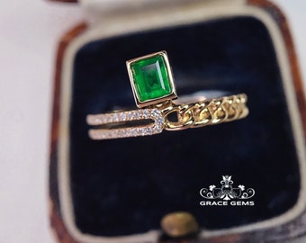 18K Natural Emerald Engagement Wedding Ring in solid 18k gold with diamonds/Vintage Celtic promise gift/Anniversary Gift/Halo Half Eternity