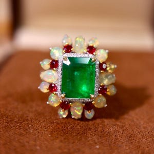 Luxurious Natural Emerald Opal Halo Engagement Wedding Ring in 18k gold with diamonds/Emerald Classic ring/Ruby opal emerald vintage ring