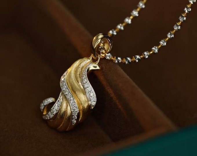 Unique luxurious hand made deer pendant/Emerald geometric pendant in 18k solid gold/Diamond accent pendant/Personalized custom pendant women