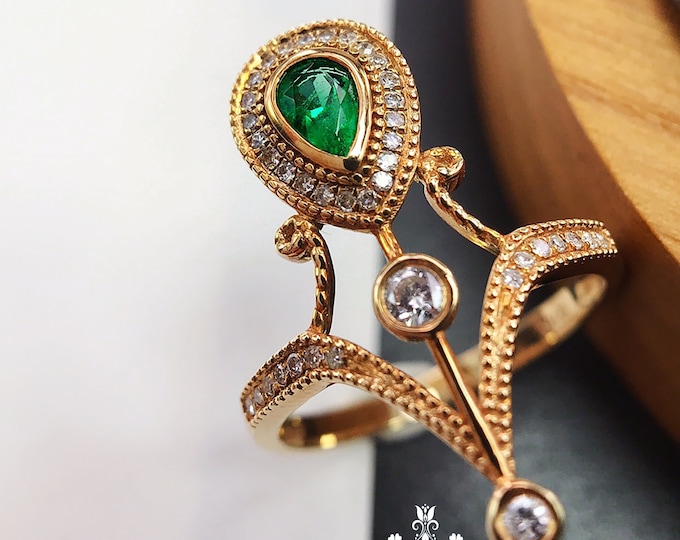 Unique emerald and gold ring/Handmade gold and emerald ring/Vintage emerald and gold ring/Custom gold emerald ring/Art deco emerald ring