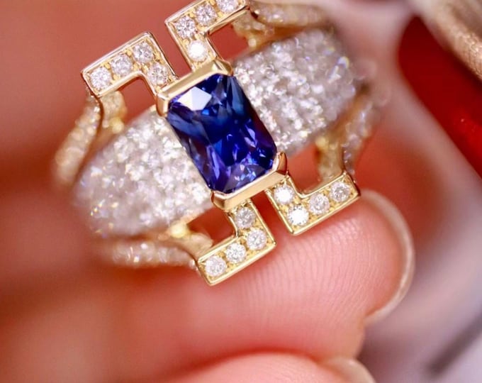 Unique luxury natural sapphire ring/handmade custom unisex royal blue sapphire ring/Sri Lanka Sapphire engagement ring in 18k solid gold