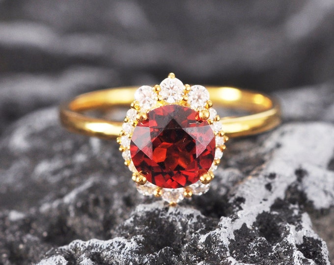 Genuine Pigeon Blood Garnet Engagement ring in 14k/18k gold with Diamonds/Natural Mozambique garnet ring/Garnet stacking ring/Art Deco ring