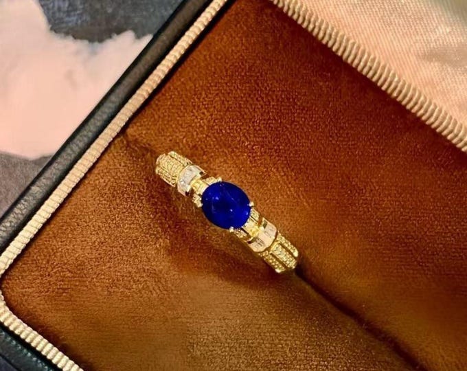 18k gold natural untreated royal blue sapphire engagement ring with diamonds/Art Deco sapphire ring/Modern Celtic sapphire ring women