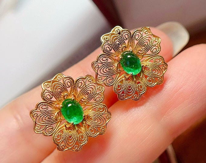 Natural Emerald Studs in 18k Yellow Gold/Hollow-out real emerald, heirloom emerald,custom emerald,emerald solitaire emerald studs gift