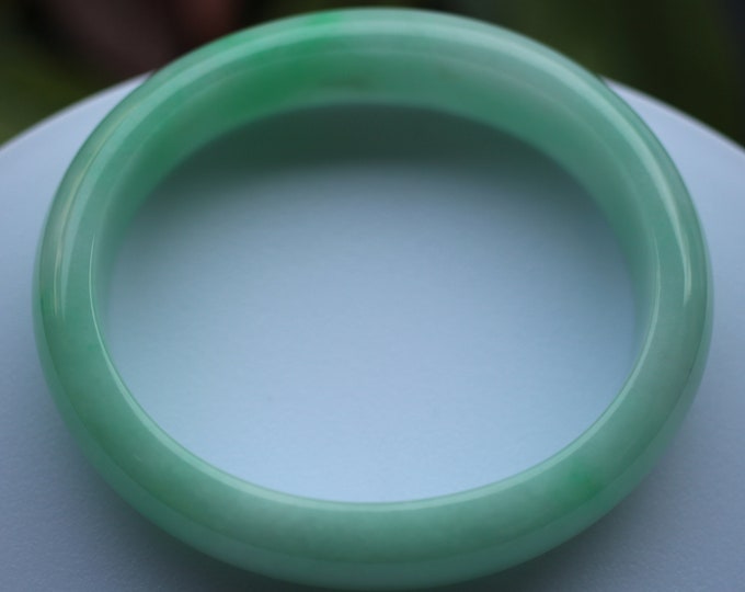 High Quality Untreated Natural Myanmar Icy Jadeite Bangle/Oval shape One of a kind unique jadeite bangle with vivid green color/Anniversary