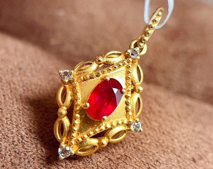 Unique natural Ruby Pendant in 18k solid gold with diamonds/Personalized ruby necklace/New mum jewelry/Birthday Anniversary gift for her