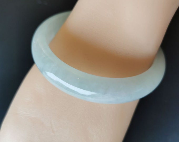 Certified Untreated Natural Myanmar Burmese Jadeite Jade Bangle/One of a kind jade bracelet With Certificate/High end gift for her/Green