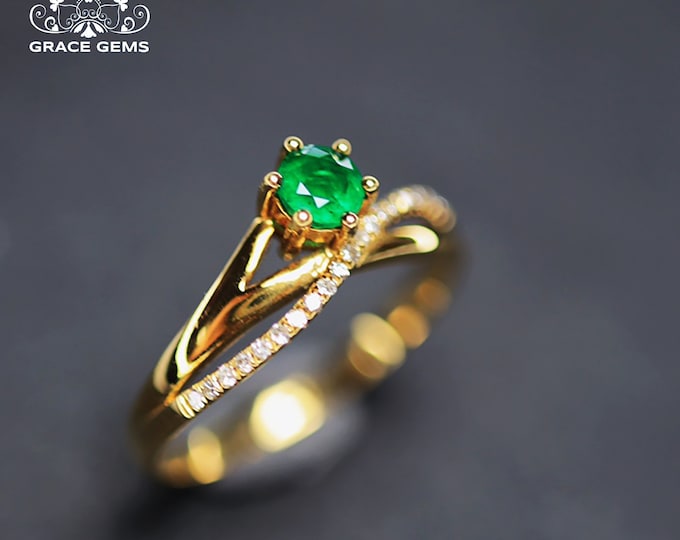 18k Untreated Natural Emerald ring/Half eternity engagement wedding ring/Unique designer ring for women/Vintage antique handmade bridal set