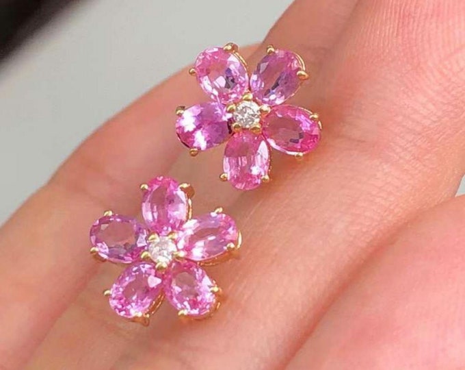 18k Solid Solid Gold pink sapphire earring studs/Unique genuine Padparadscha Pink Sapphire studs with diamonds/Flower pink Sapphire earrings