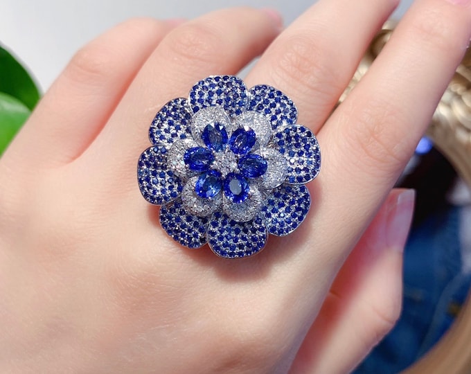 Luxurious 18k white gold natural corn flower blue sapphire pendant ring/Multi Function necklace with diamond halo gift for her/Unique ring
