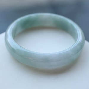 High Quality Untreated Natural Icy Myanmar Jadeite Bangle/Round Shape One of a Kind Unique Jadeite bangle with light green color/Anniversary