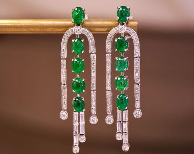 Luxury natural emerald stud earrings in 18k yellow gold/statement boho emerald earrings/unique handmade chunky emerald earrings for birthday