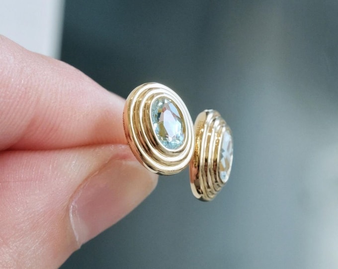 Real oval aquamarine earring studs/18k gold aquamarine studs/Blue aquamarine earrings/cool earrings/unique blue studs/bridesmaid earrings