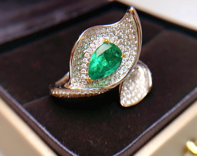 18k Solid Gold Pear Cut Emerald Ring with Diamond, Luxury Statement Emerald Jewelry Women