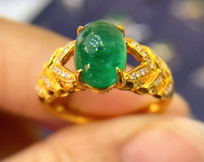 Natural 2ct Oval Cabochon Emerald Engagement Ring 18k solid gold/Statement vintage style emerald diamond ring for women