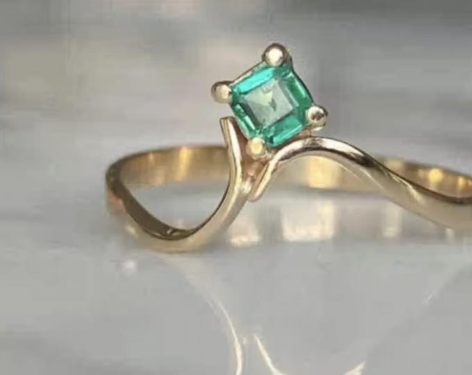 Custom diamond ring for Draighkonia, replace the emerald with diamond of the same size,0.4ct diamond (F color, VS1 clarity)