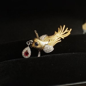 Unique luxury bird ruby pendant in solid 18k gold/handmade natural ruby animal brooch necklace/Fashion top notch ruby jewelry women her gift