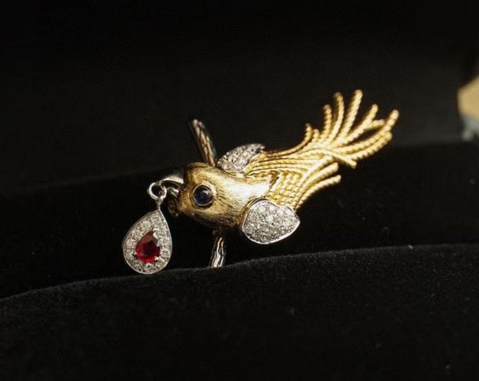 Unique luxury bird ruby pendant in solid 18k gold/handmade natural ruby animal brooch necklace/Fashion top notch ruby jewelry women her gift