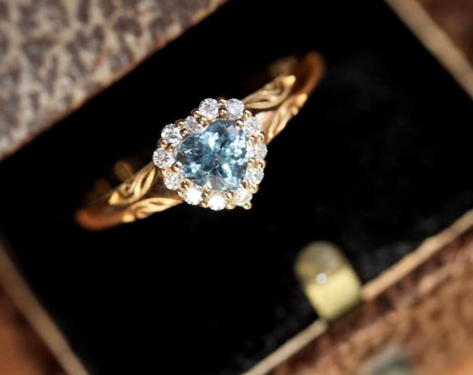 18k solid white gold natural HEART 5A aquamarine ring/Diamond paved aquamarine engagement ring/Aquamarine solitaire fine ring women