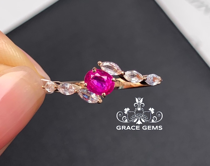 Minimalist Ruby Engagement Ring/Raw ruby Ring/18k/14k ruby ring/Star Ruby Ring/Raw gemstone ring/Wedding raw diamond ring/New Mom ring