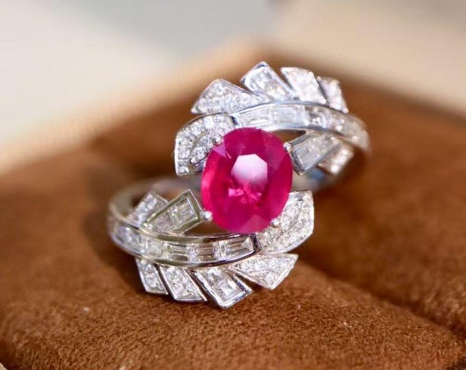 1.2ct natural pink ruby ring in 18k white gold/Real Burma Ruby Engagement Ring with Baguette Diamonds/halo Vintage Handmade jewelry ring for