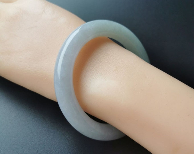 Certified Untreated Natural Myanmar Burmese Jadeite Jade Bangle/One of a kind jade bracelet With Certificate/High end gift for her/Green