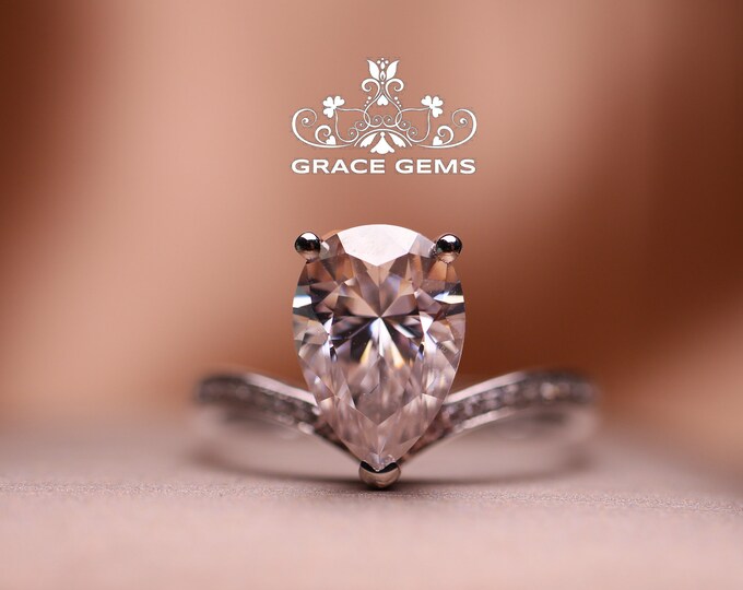 GRA certified VVS Solitaire Moissanite engagement wedding ring/Pear shape Halo Split Shank promise ring in 14k 18k gold/Vintage Unique stack