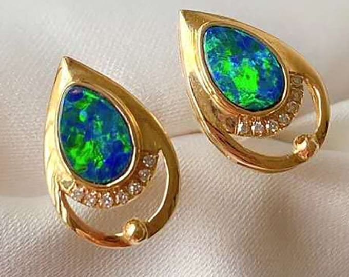 Australian Opal pear Stud in Solid 18k Rose gold/Australian Opal earrings/Raw Opal jewelry/Fire Opal earrings/Natural Opal/Fire Opal Jewelry