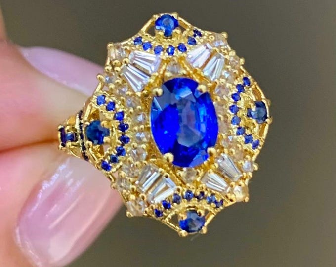 Unique vintage royal blue sapphire ring in 18k solid gold/natural untreated sapphire engagement ring with diamonds/Handmade Art Deco ring