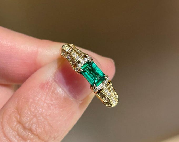 18k gold diamond natural emerald ring/Unique certified natural emerald/Full eternity Halo band/Handmade luxurious wedding engagement ring