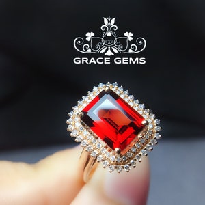 Solid 18k gold Pigeon Blood Genuine Bohemian Garnet ring/Engagement Wedding band with Diamonds/Garnet stone/Natural garnet ring/Art Deco