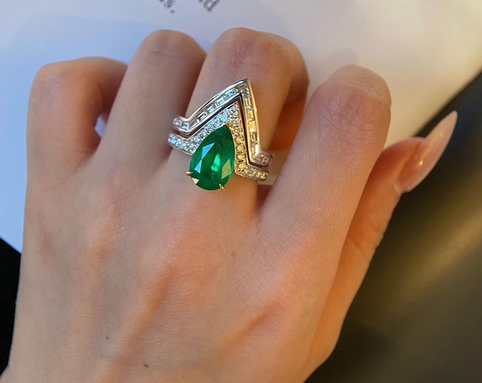Unique 18k Solid Gold Emerald Ring Set/Natural emerald Engagement Wedding Ring set/fancy promise ring/Handmade Jewelry for her birthday