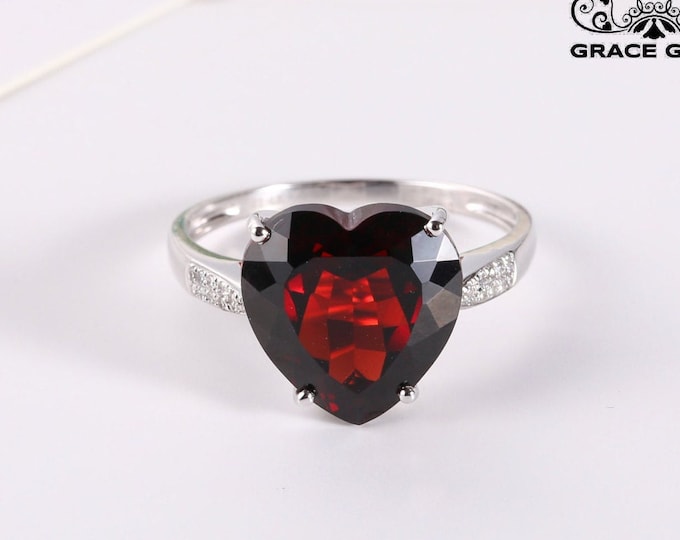 Heart Shape garnet gemstone-18k gold  natural garnet engagement promise wedding engagement ring/Pigeon Blood red garnet/Unique special gift