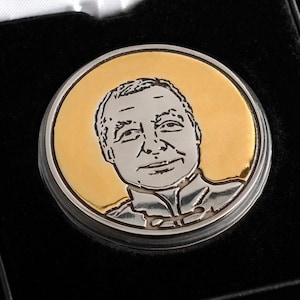 Custom portrait coin birthday gift for best friend gift for man husband present dad unusual gift Valentine&#39;s day for beloved him
