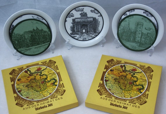 Vintage wall plates, 2 of which in the original box, nostalgic collection plates.