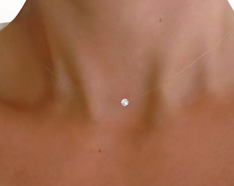 Collana invisibile | Mini pendente solitario in cristallo austriaco da 4 mm | Placcato oro | Argento sterling 925 | Cordoncino in nylon trasparente | Girocollo | Regalo | Sposa