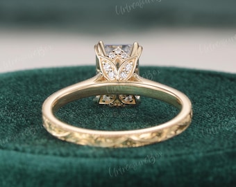 Vintage Emerald Moissanite Engagement Ring Flower Setting Hand Carved Wedding Ring Unique Victorian Engraved Promise Ring For Women Gift