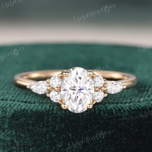 Oval Moissanite Engagement Ring Vintage Unique Cluster Rose Gold Engagement Ring Women Marquise Diamond Wedding Bridal Art Deco Anniversary