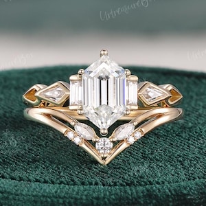 Hexagon Cut Moissanite Engagement Ring Set Yellow Gold Unique Kite Baguette Bridal Set Wedding Ring Set Promise Ring Vintage ring Art Deco