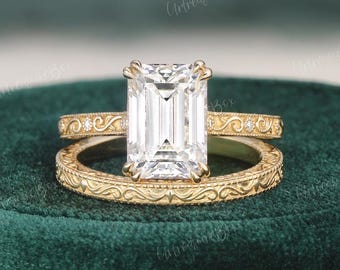 Vintage Emerald Cut Moissanite Engagement Ring Nature Inspired Vine Engraved Wedding Band Hidden Halo Victorian Yellow Gold Promise Ring