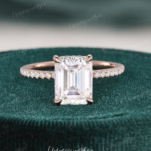 2.5ct Emerald Cut Moissanite Engagement Ring Rose Gold Hidden Halo Carat Choice Moissanite Wedding Ring Women Solitaire Ring Promise Ring