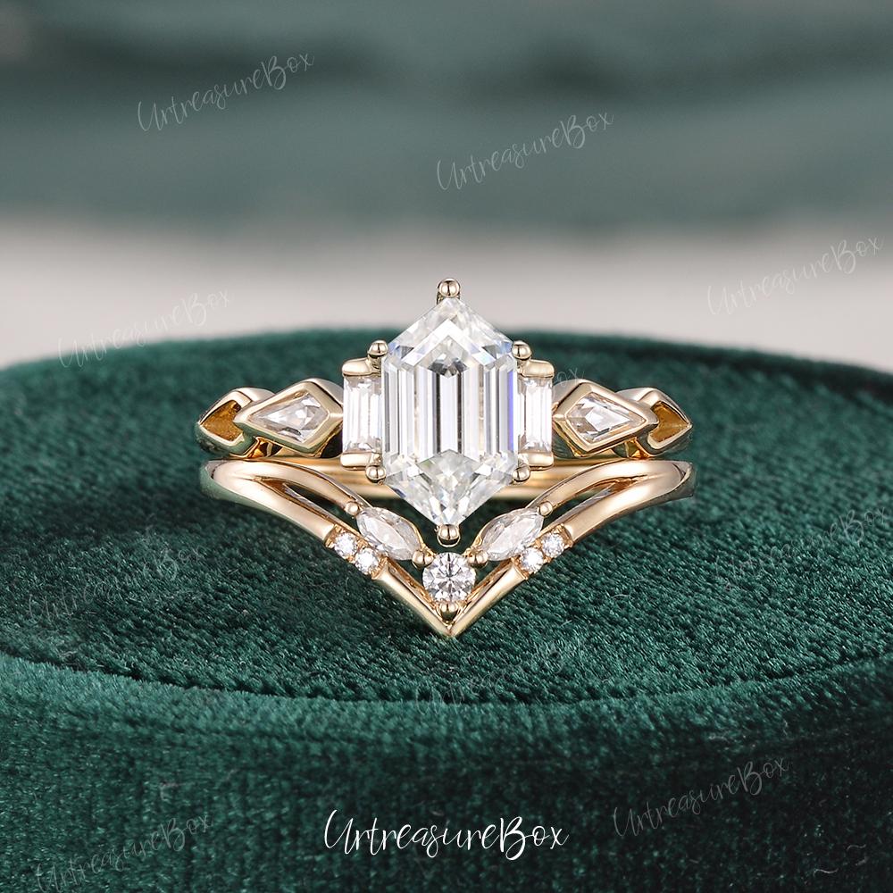 Hexagon Cut Moissanite Engagement Ring Set Yellow Gold Unique Kite Baguette Bridal Set Wedding Ring Set Promise Ring Vintage ring Art Deco